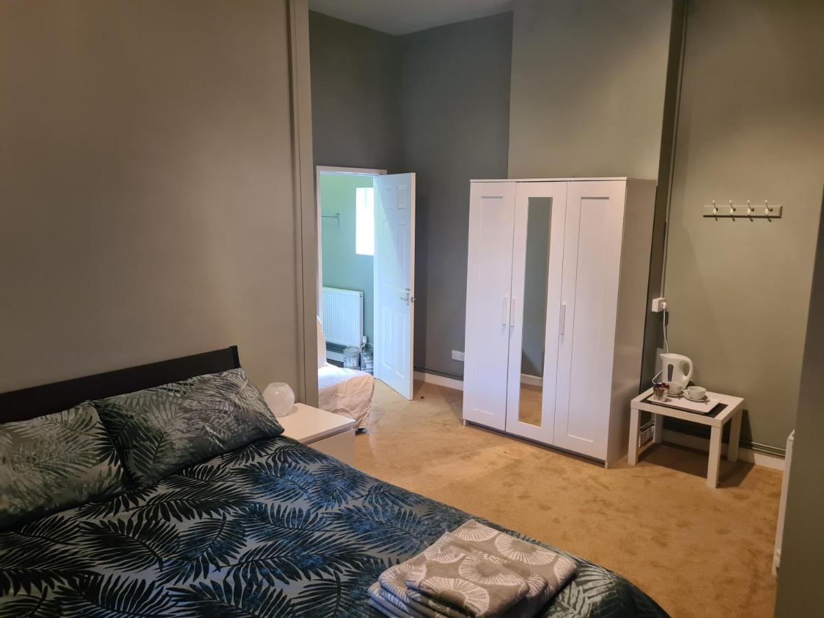 Hen House Hotel Cannock Kültér fotó